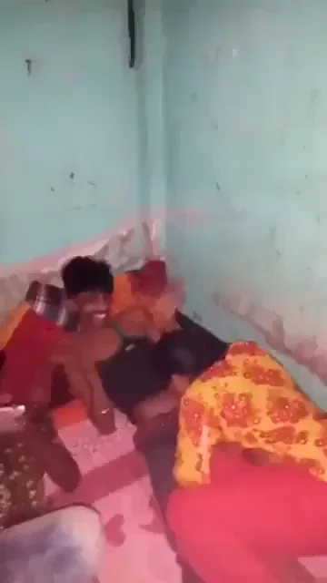 কাজের মেয়েকে একসাথে সবাই